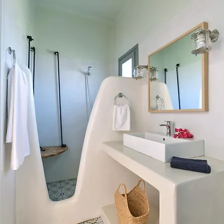 Seasalt Dream Villa,santa Maria 5 Min From Naousa Villa