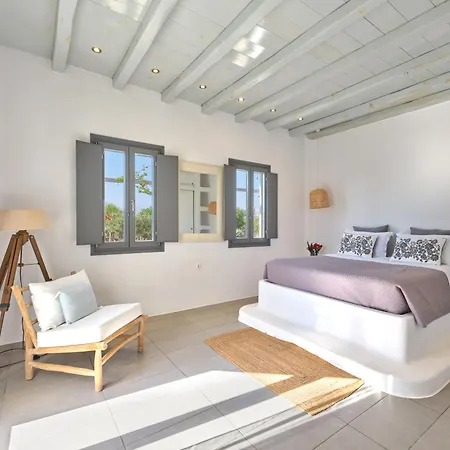Seasalt Dream Villa,santa Maria 5 Min From Naousa Villa